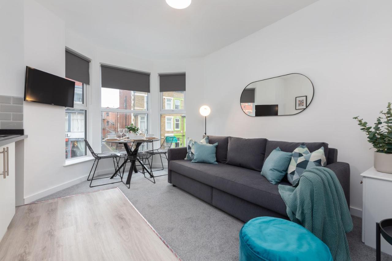 Charles Alexander Short Stay - Charnley House Apartments Blackpool Eksteriør billede