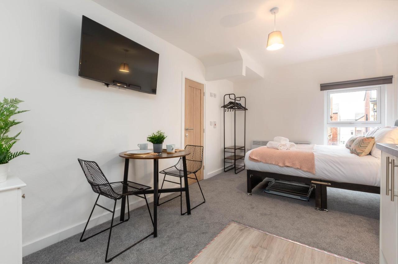 Charles Alexander Short Stay - Charnley House Apartments Blackpool Eksteriør billede