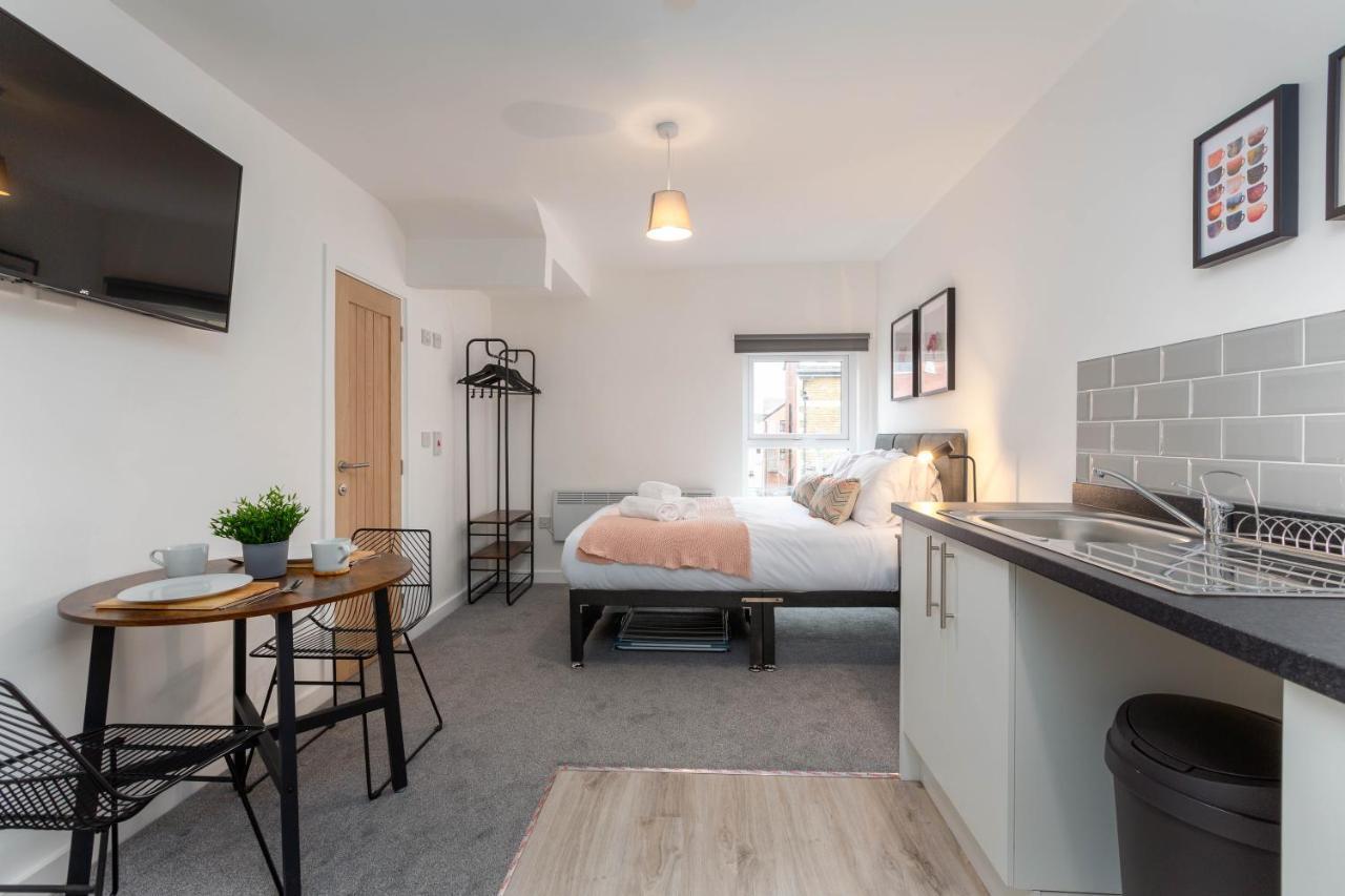 Charles Alexander Short Stay - Charnley House Apartments Blackpool Eksteriør billede