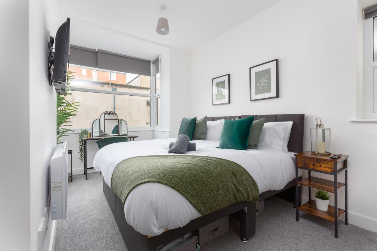 Charles Alexander Short Stay - Charnley House Apartments Blackpool Eksteriør billede