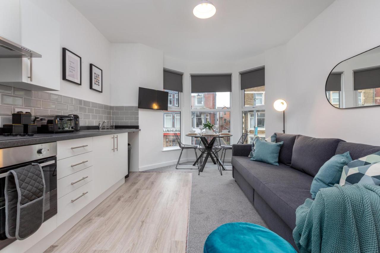 Charles Alexander Short Stay - Charnley House Apartments Blackpool Eksteriør billede