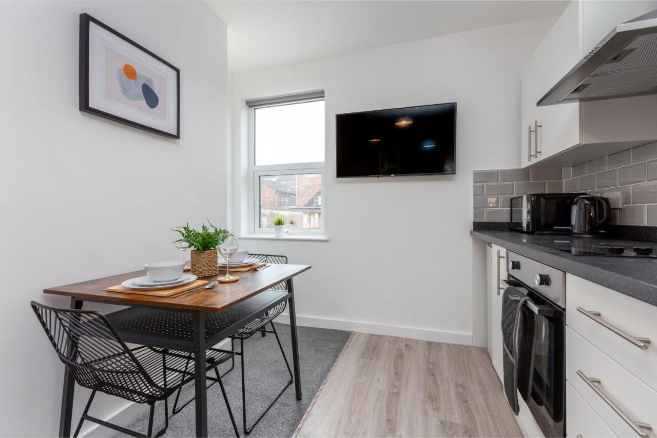 Charles Alexander Short Stay - Charnley House Apartments Blackpool Eksteriør billede