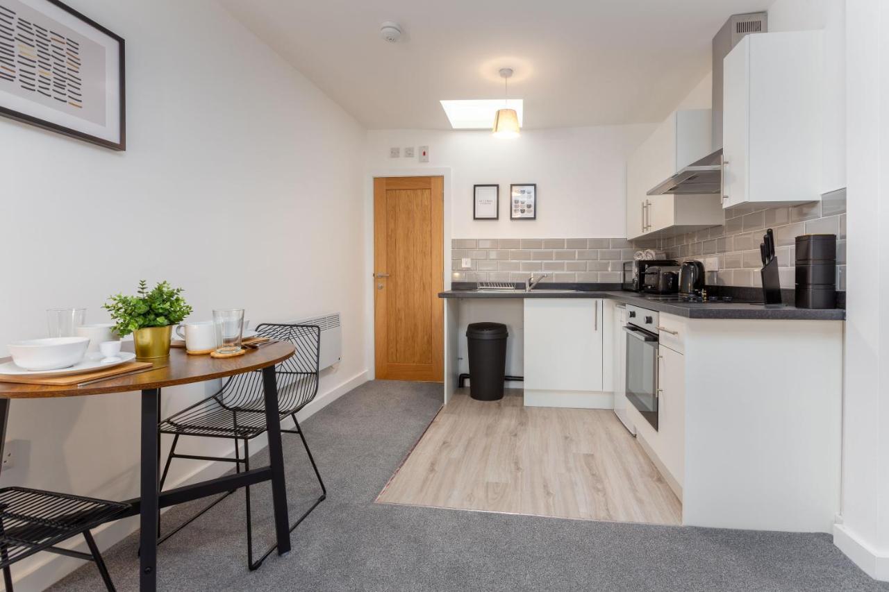 Charles Alexander Short Stay - Charnley House Apartments Blackpool Eksteriør billede