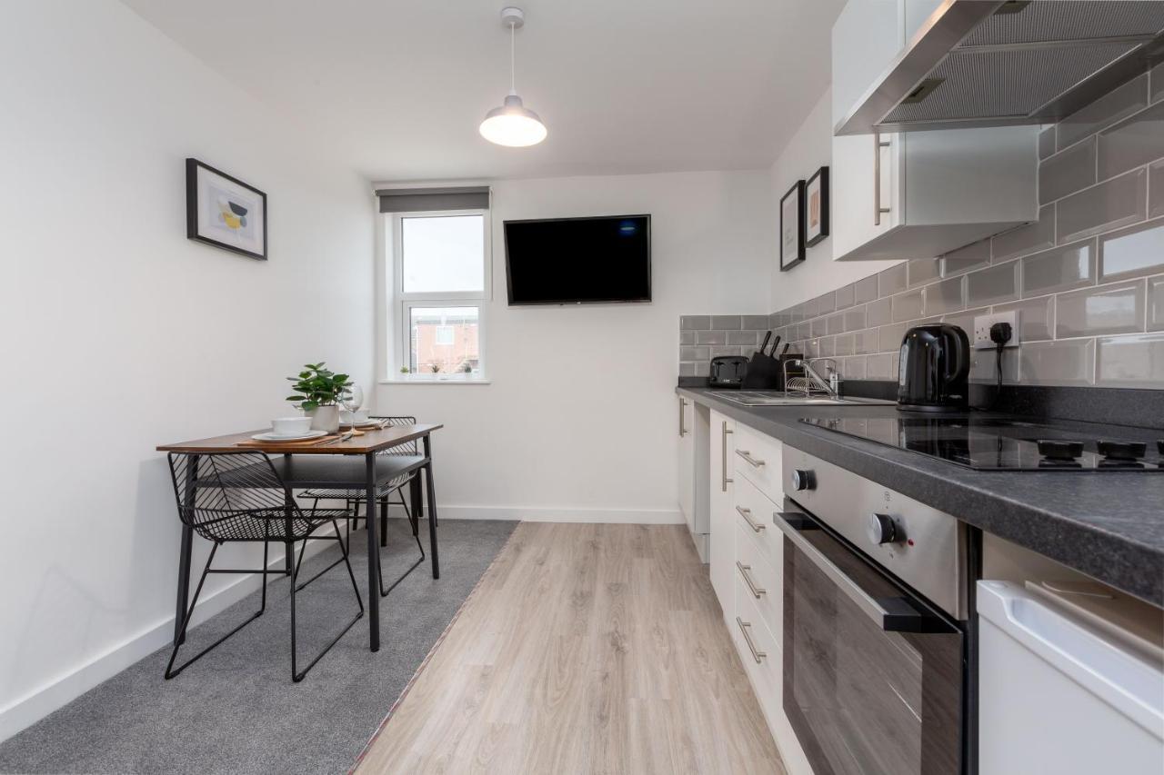 Charles Alexander Short Stay - Charnley House Apartments Blackpool Eksteriør billede