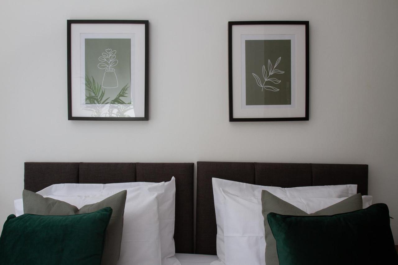 Charles Alexander Short Stay - Charnley House Apartments Blackpool Eksteriør billede