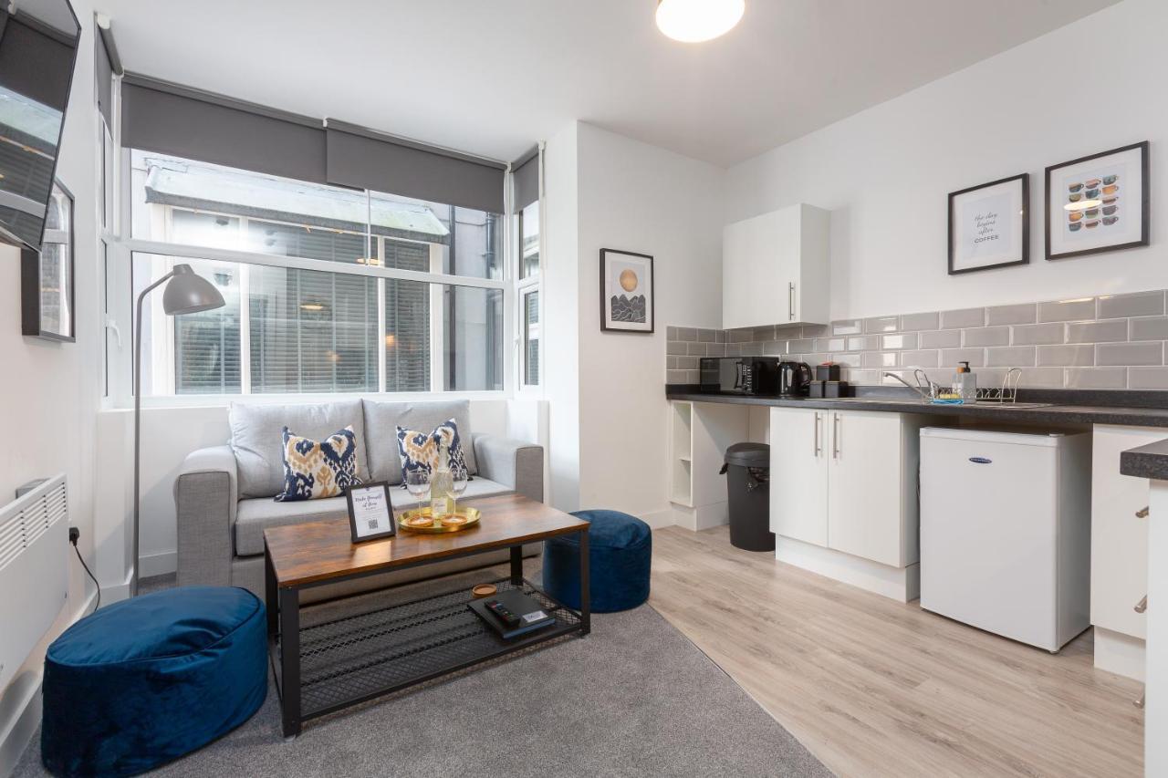 Charles Alexander Short Stay - Charnley House Apartments Blackpool Eksteriør billede